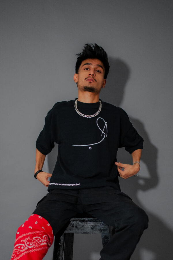 Baazigar Signature Tee –  Minimalism & Cultural Expression - Image 2